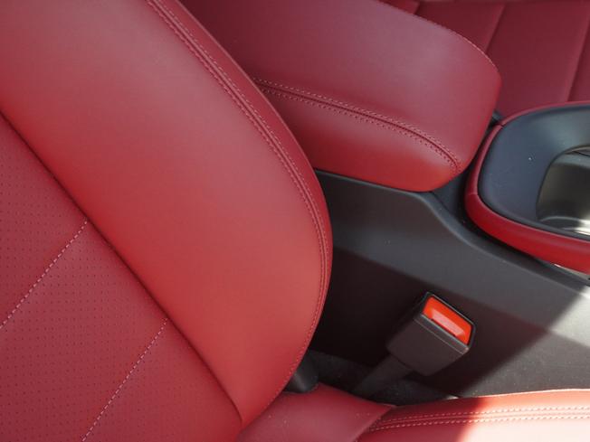 PORSCHE Macan Photo 13