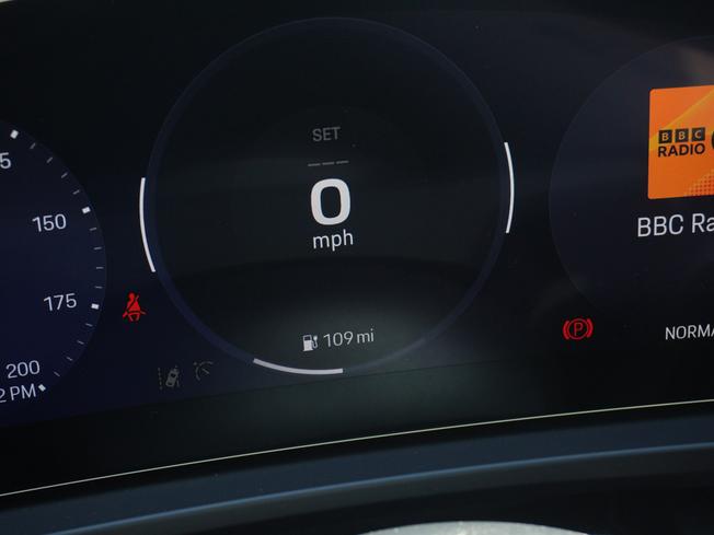 PORSCHE Macan Photo 24