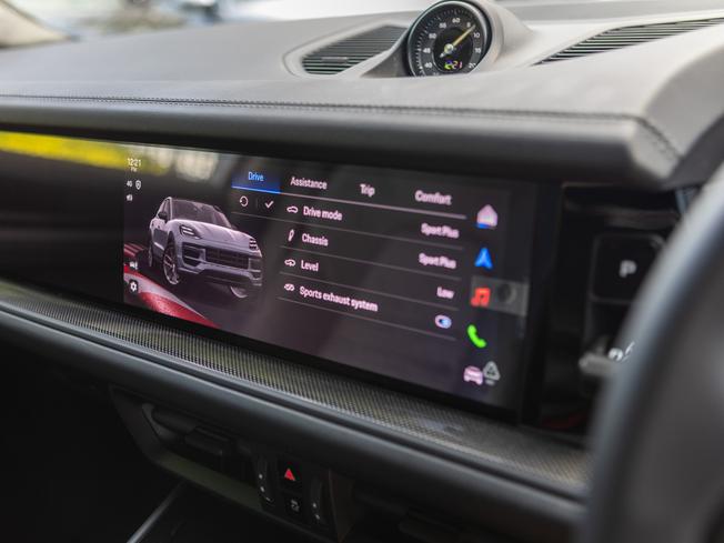 PORSCHE Cayenne Photo 18