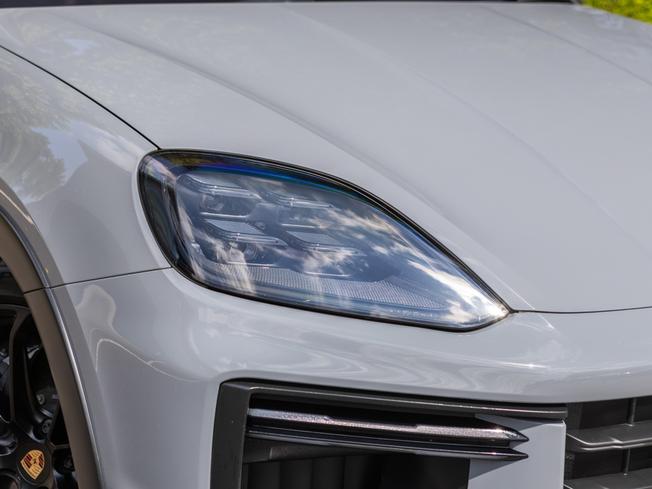 PORSCHE Cayenne Photo 35