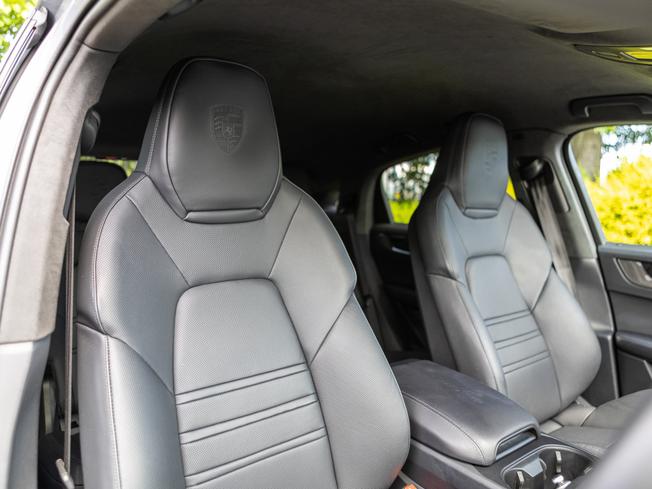 PORSCHE Cayenne Photo 9