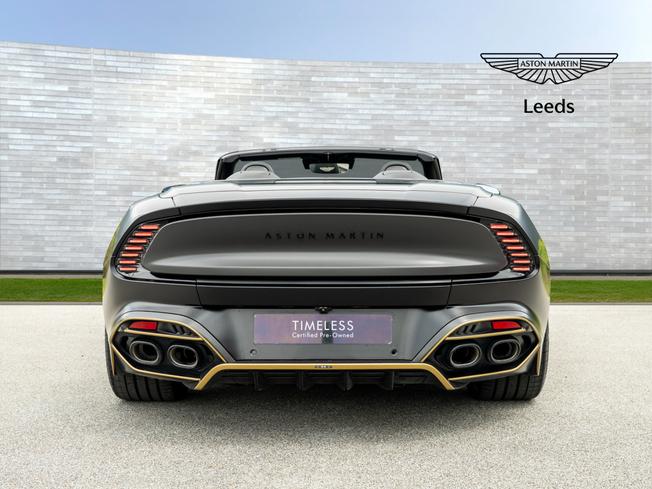ASTON MARTIN Vanquish Photo 32