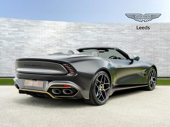 ASTON MARTIN Vanquish Photo 34