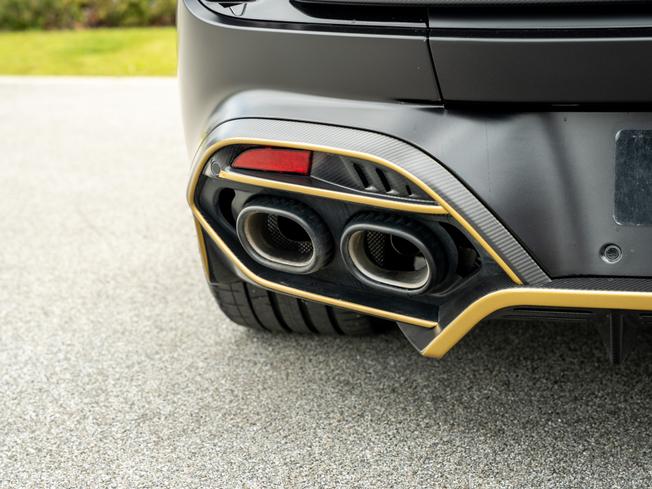 ASTON MARTIN Vanquish Photo 42