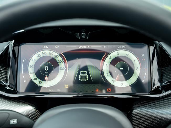 ASTON MARTIN Vanquish Photo 6