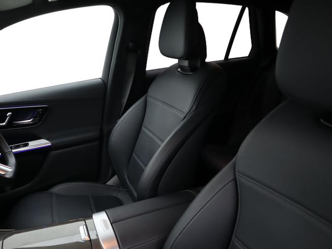 MERCEDES-BENZ Glc Photo 16