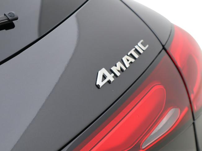 MERCEDES-BENZ Glc Photo 25