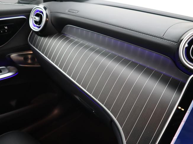 MERCEDES-BENZ Glc Photo 37