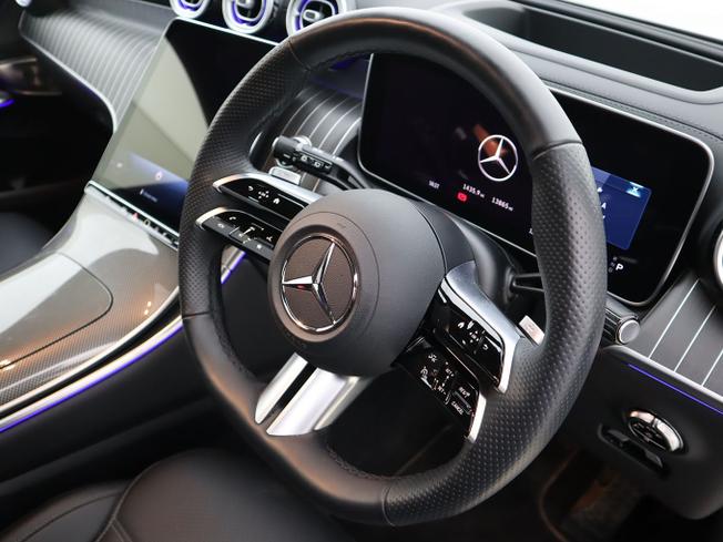 MERCEDES-BENZ Glc Photo 39