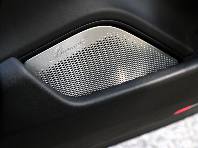 PORSCHE Taycan Photo 43