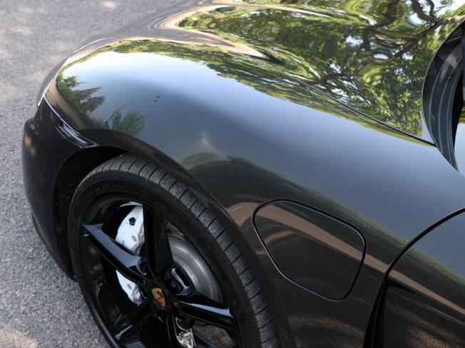 PORSCHE Taycan Photo 45