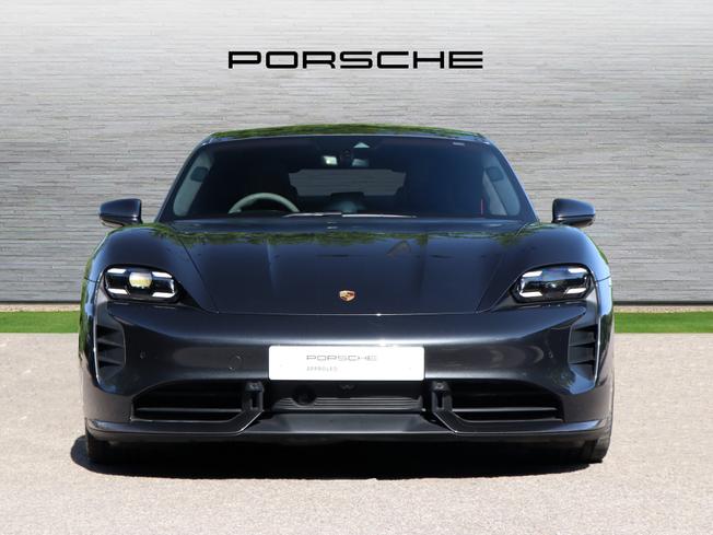 PORSCHE Taycan Photo 6