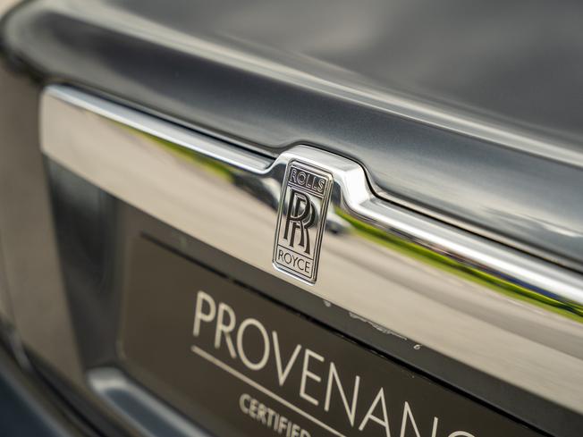 ROLLS-ROYCE Ghost Photo 37