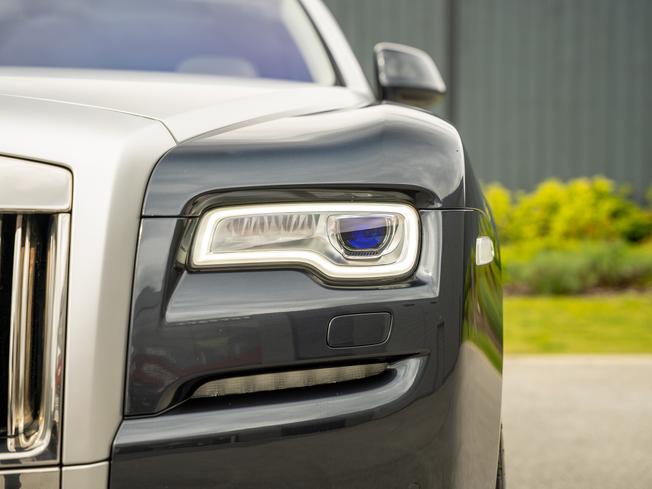 ROLLS-ROYCE Ghost Photo 38