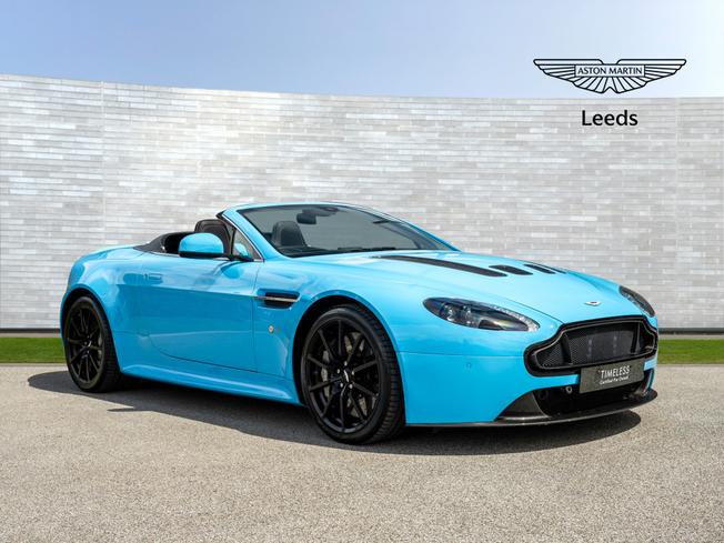 ASTON MARTIN Vantage Photo 24