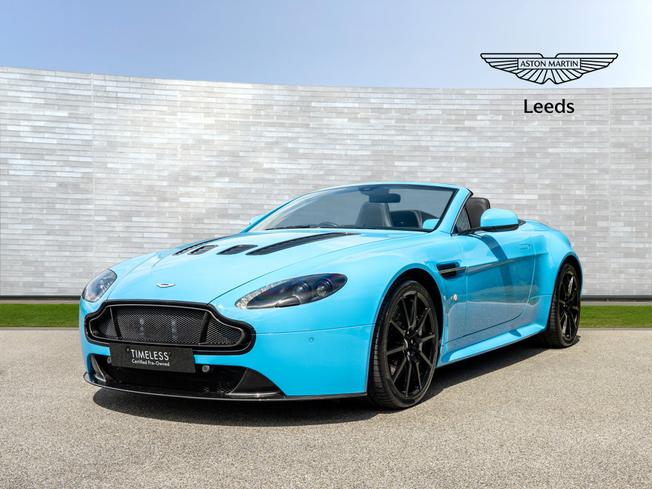 ASTON MARTIN Vantage Photo 25