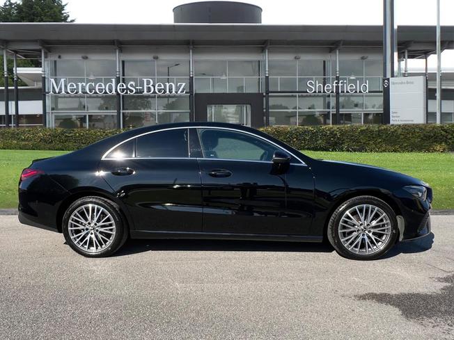 MERCEDES-BENZ CLA Class Photo 6
