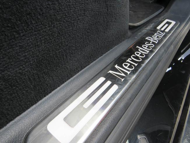 MERCEDES-BENZ G Class Photo 21