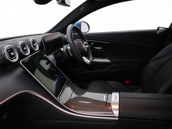 MERCEDES-BENZ Cle Photo 17