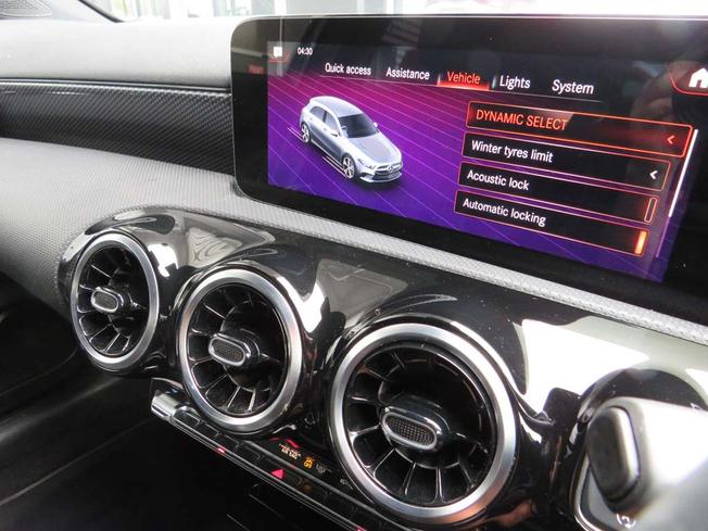 MERCEDES-BENZ A Class Photo 36
