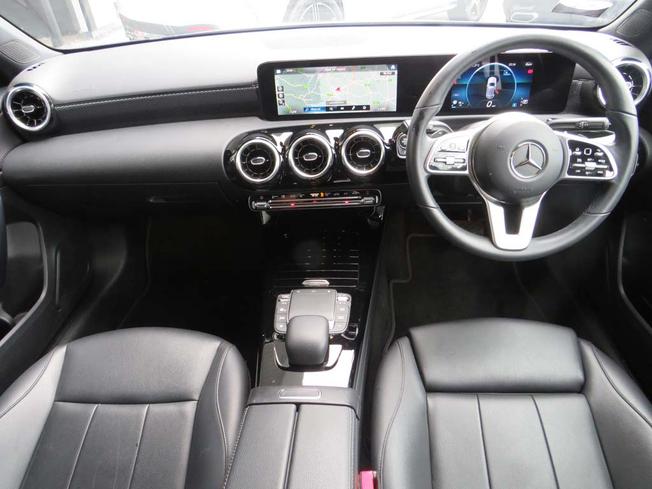 MERCEDES-BENZ A Class Photo 5