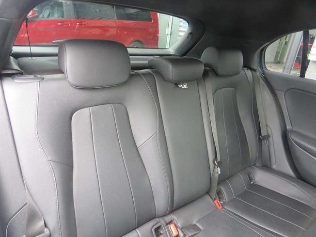MERCEDES-BENZ A Class Photo 7
