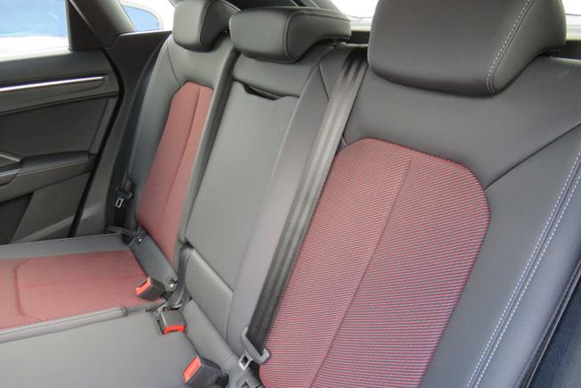 AUDI Q3 Photo 13