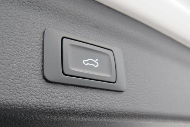 AUDI Q3 Photo 16
