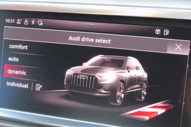 AUDI Q3 Photo 33