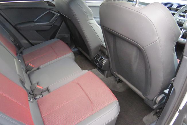 AUDI Q3 Photo 9