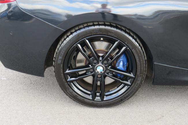 BMW 2 Series Photo 11
