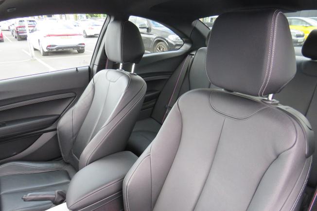BMW 2 Series Photo 12