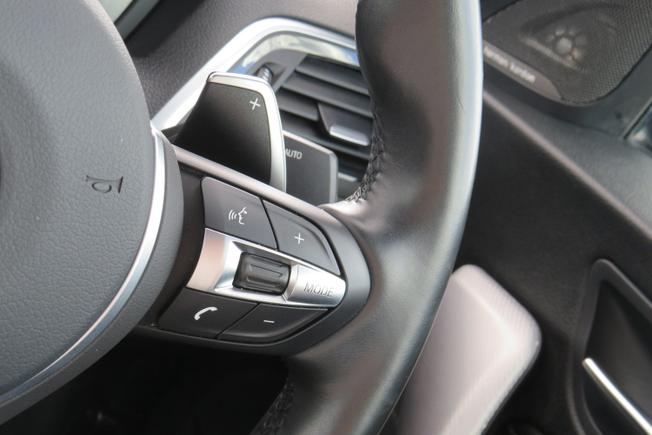 BMW 2 Series Photo 22