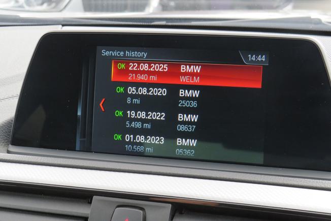 BMW 2 Series Photo 30