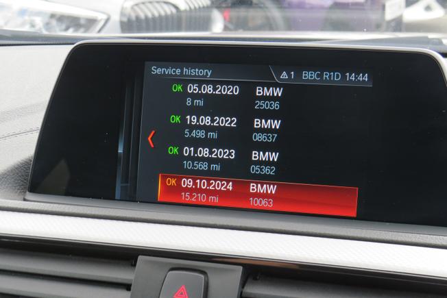 BMW 2 Series Photo 31