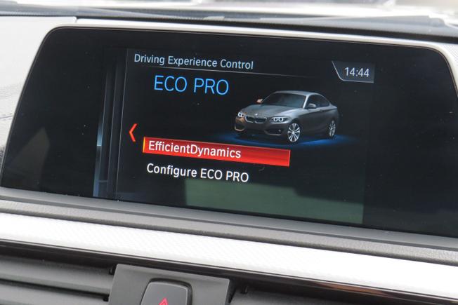 BMW 2 Series Photo 32
