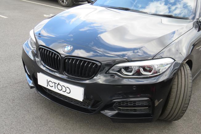 BMW 2 Series Photo 8