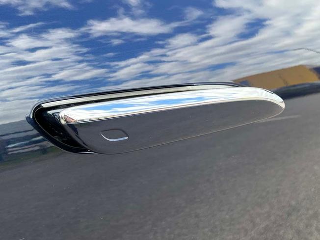 MERCEDES-BENZ Eqs Photo 15