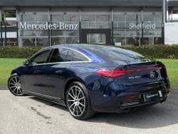 MERCEDES-BENZ Eqs Photo 2