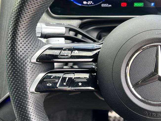 MERCEDES-BENZ Eqs Photo 21