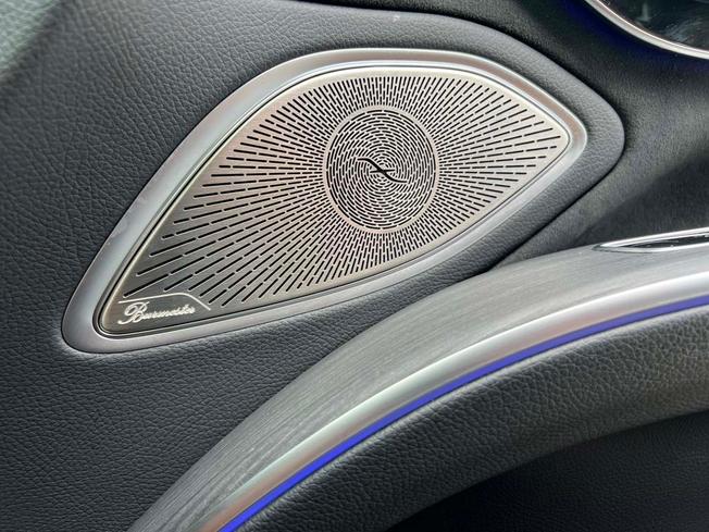 MERCEDES-BENZ Eqs Photo 37
