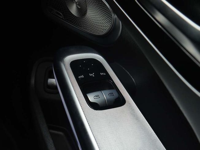 MERCEDES-BENZ Cle Photo 15