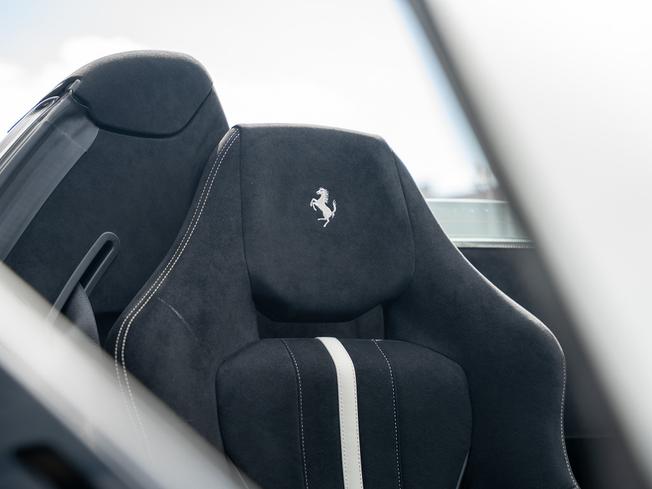 FERRARI 488 Pista Photo 22