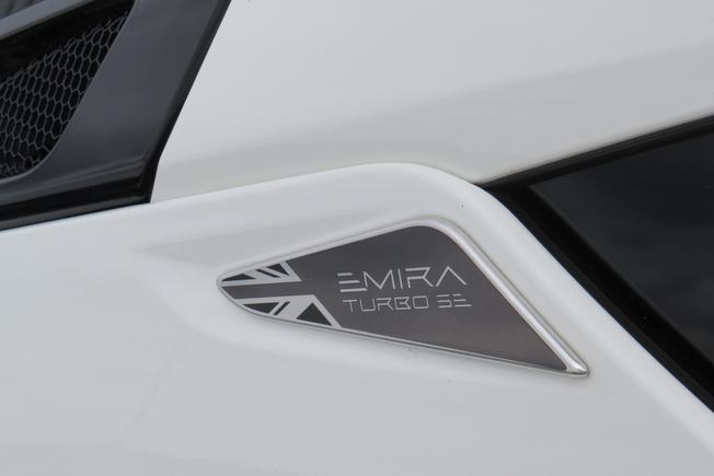 LOTUS Emira Photo 15