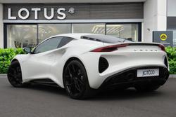 LOTUS Emira Photo 2