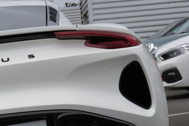 LOTUS Emira Photo 38