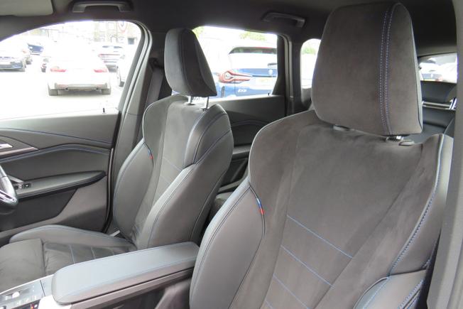 BMW Ix1 Photo 14