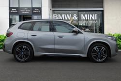 BMW Ix1 Photo 3