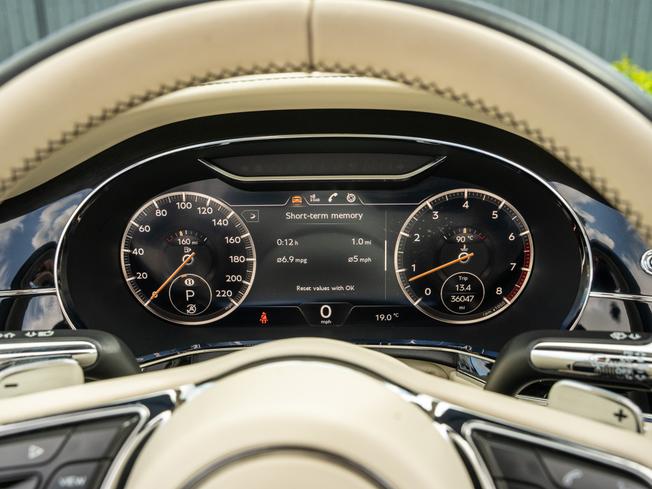 BENTLEY Continental Photo 19
