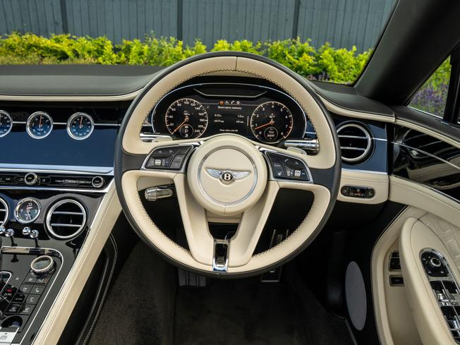 BENTLEY Continental Photo 20